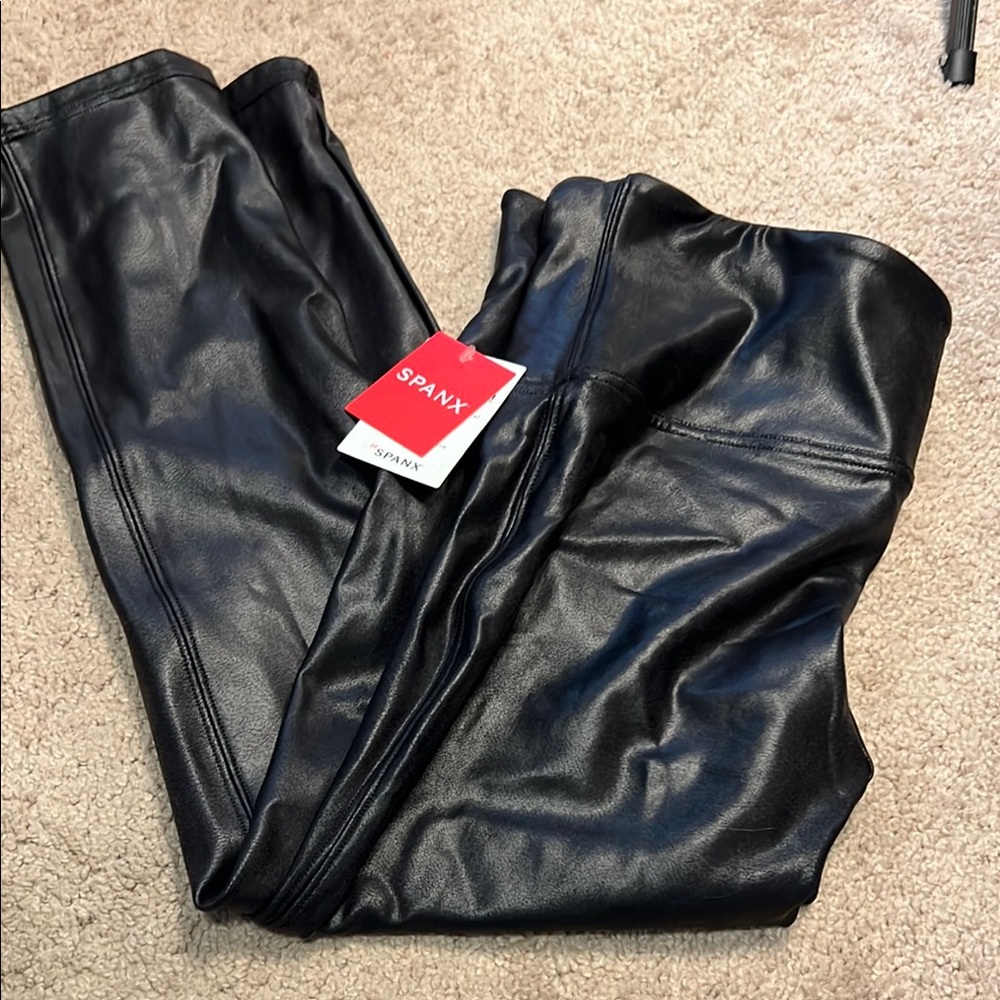 Spanx Black Faux Leather crop Leggings